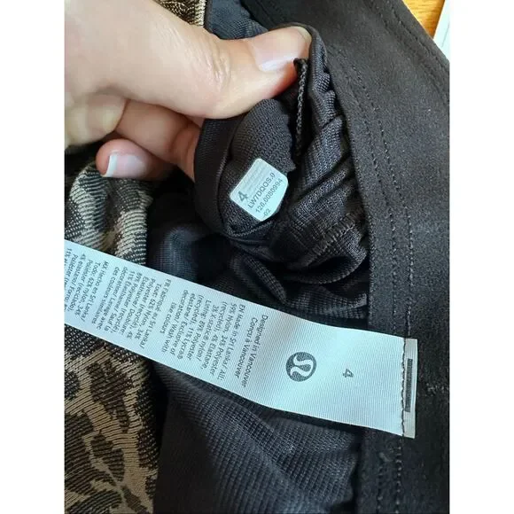 NWT 4 Swiftly Mid-Rise Running Workout Short 3" - Lululemon - Picture 5 of 11